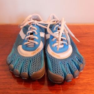 Vibram Blue Toe Shoes Size 36